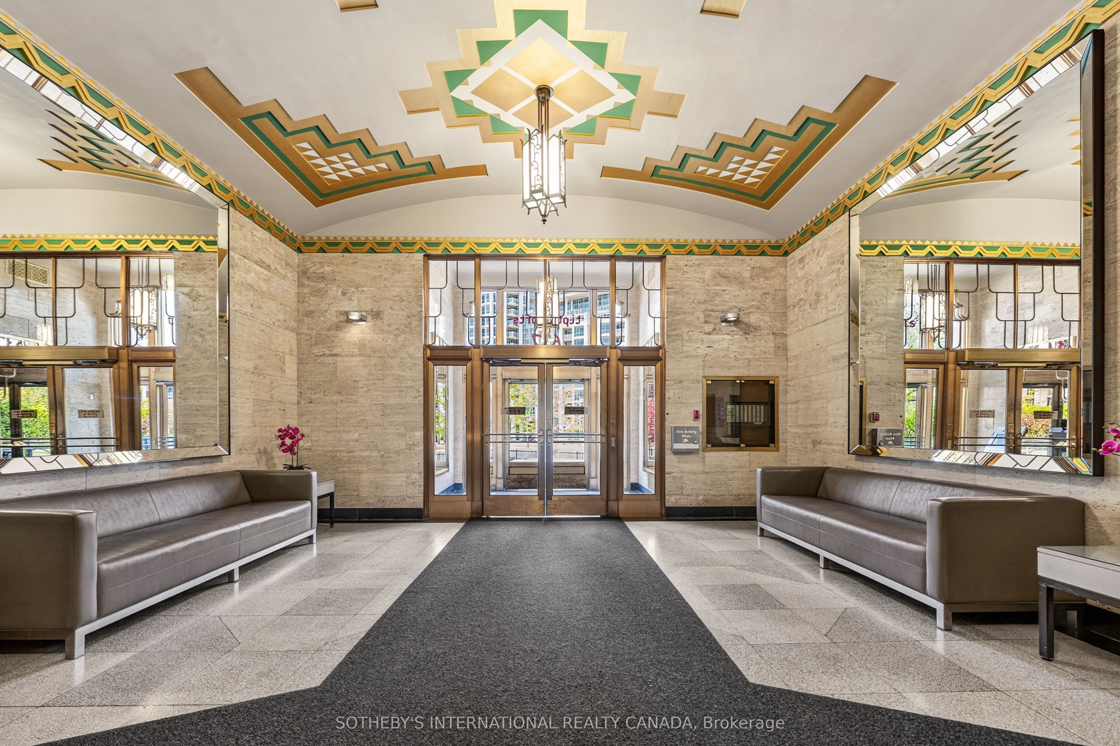 637 Lake Shore Boulevard W 614, Toronto, ON M5V 3J6 photo 5