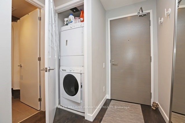 25 Stafford Street 503, Toronto, ON M5V 0G3 photo 2