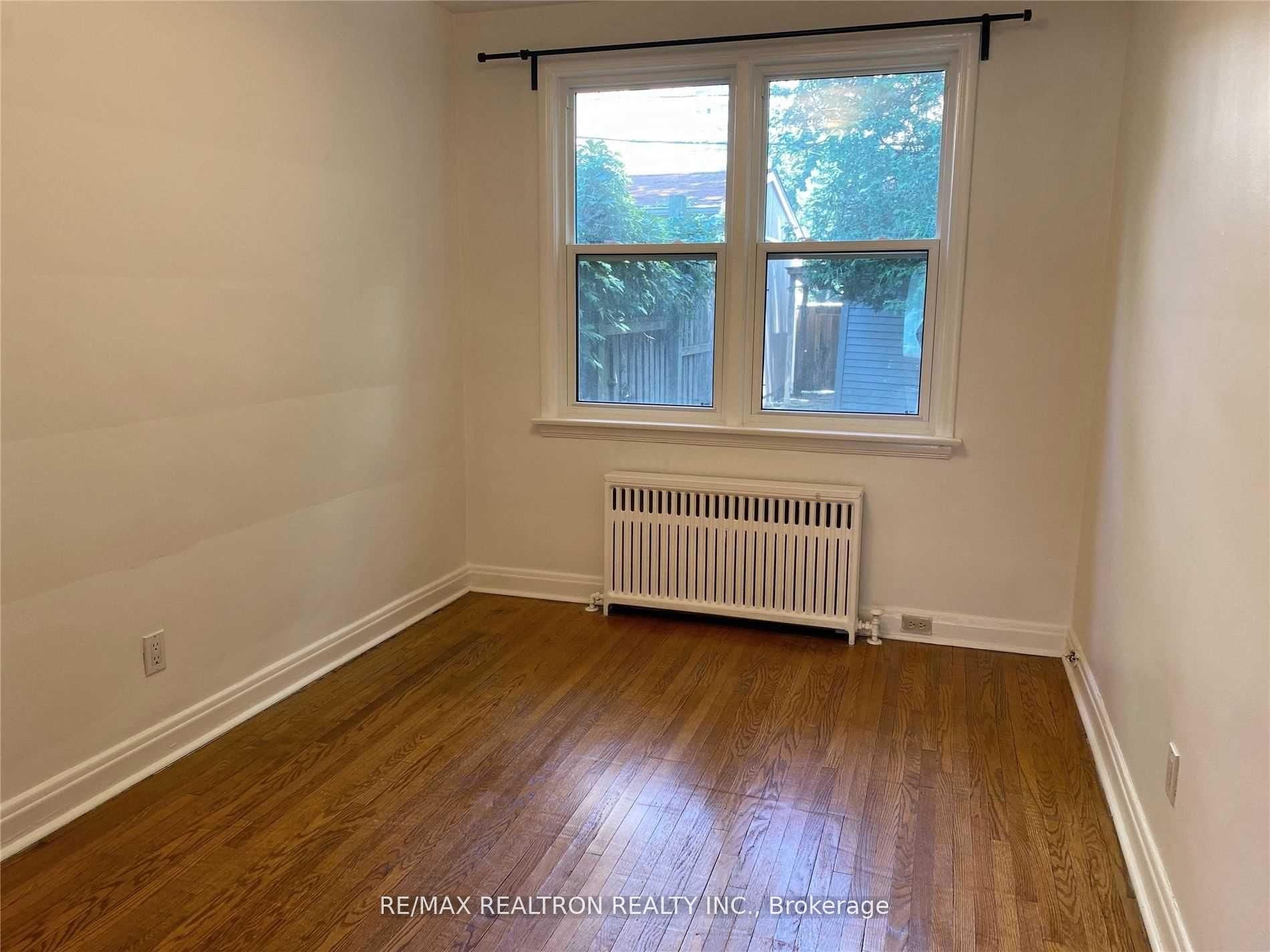 22 N Gormley Avenue Main, Toronto, ON M4V 1Y8 photo 5