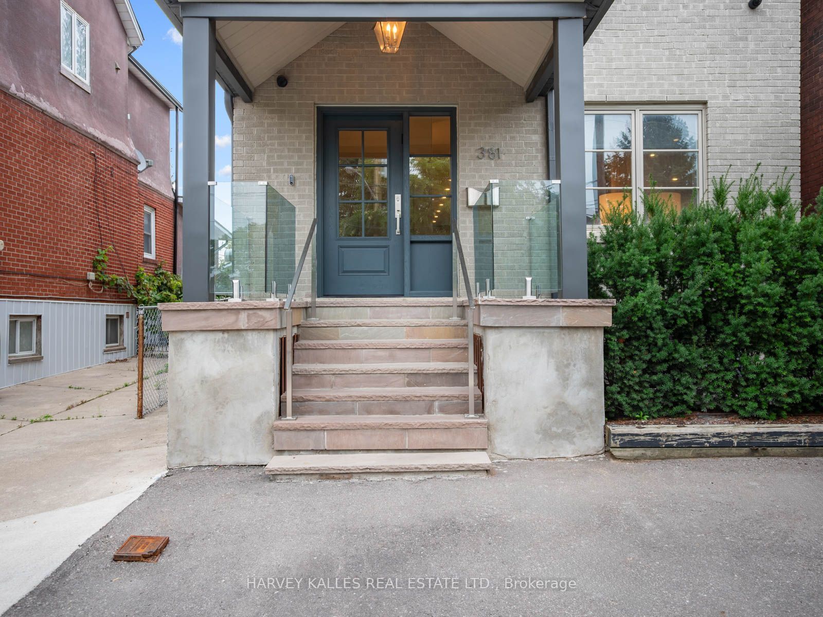 381 Glenholme Avenue, Toronto, ON M6E 3E6 photo 2