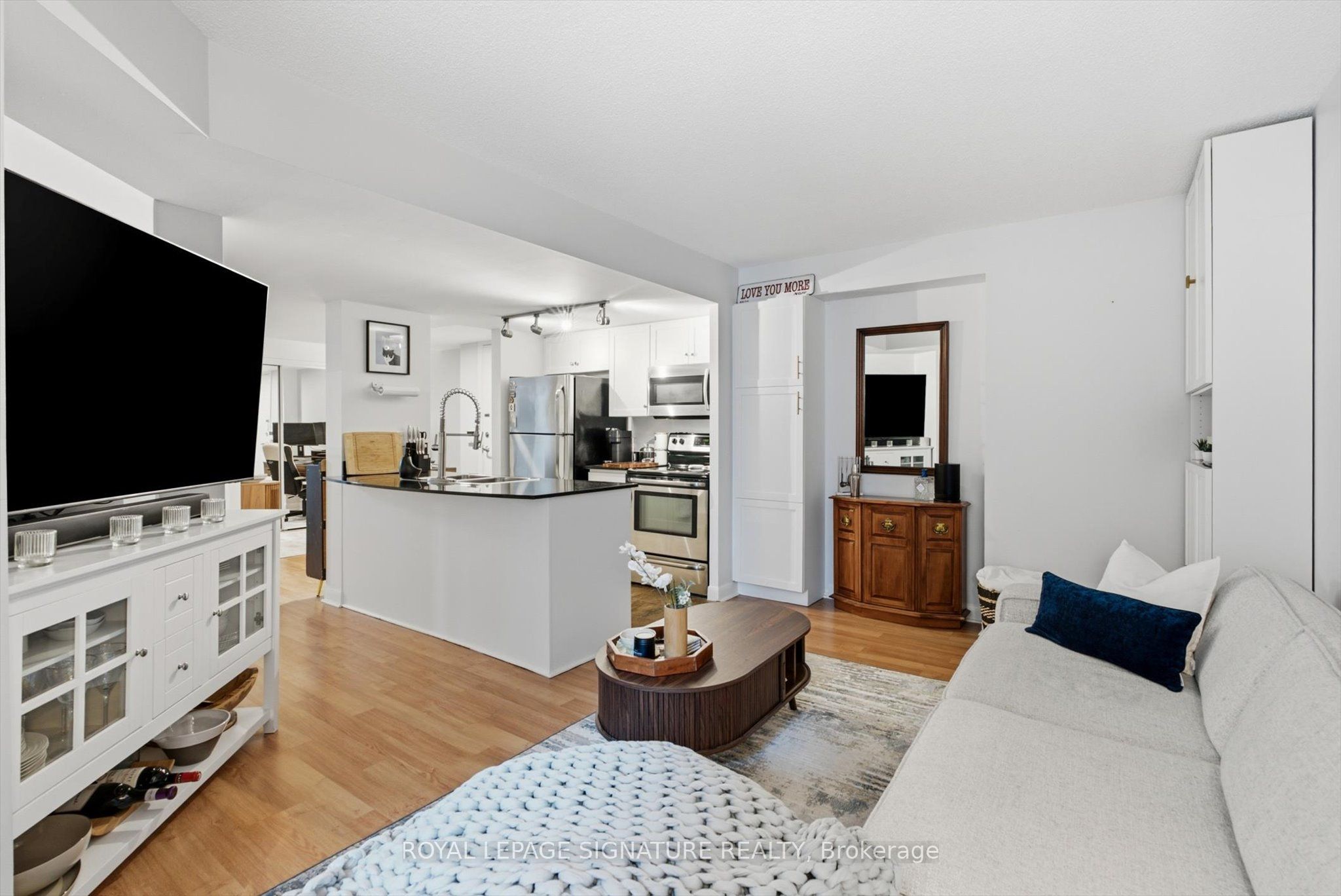 323 Richmond Street E 704, Toronto, ON M5A 4R3 photo 2