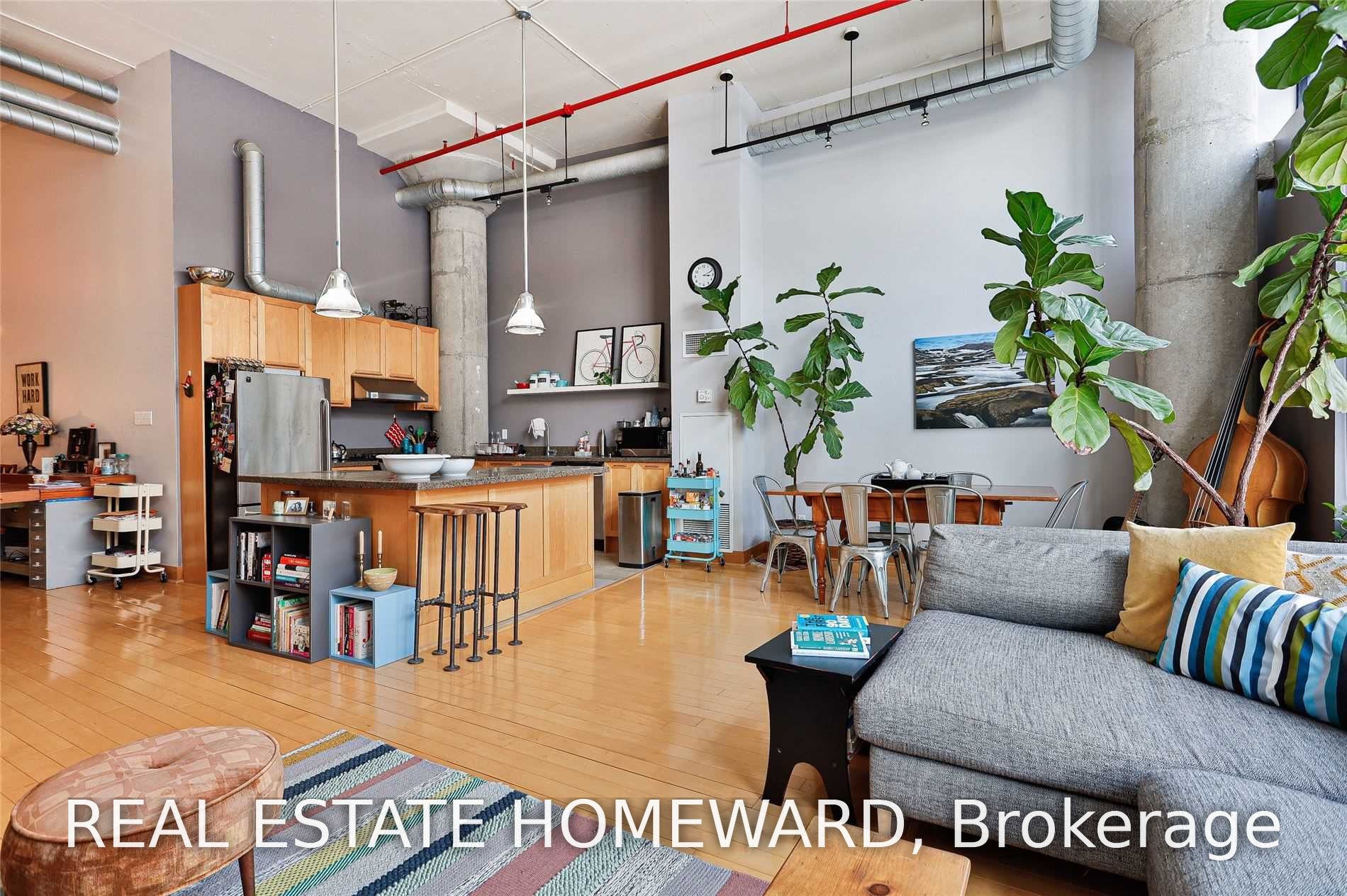 90 Sumach Street 317, Toronto, ON M5A 4R4 photo 3
