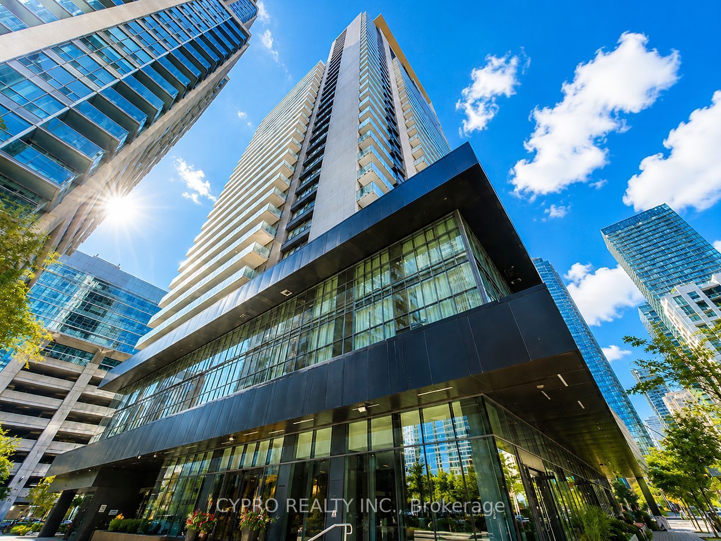 770 BAY Street 601, Toronto, ON M5G 0A6 photo 2