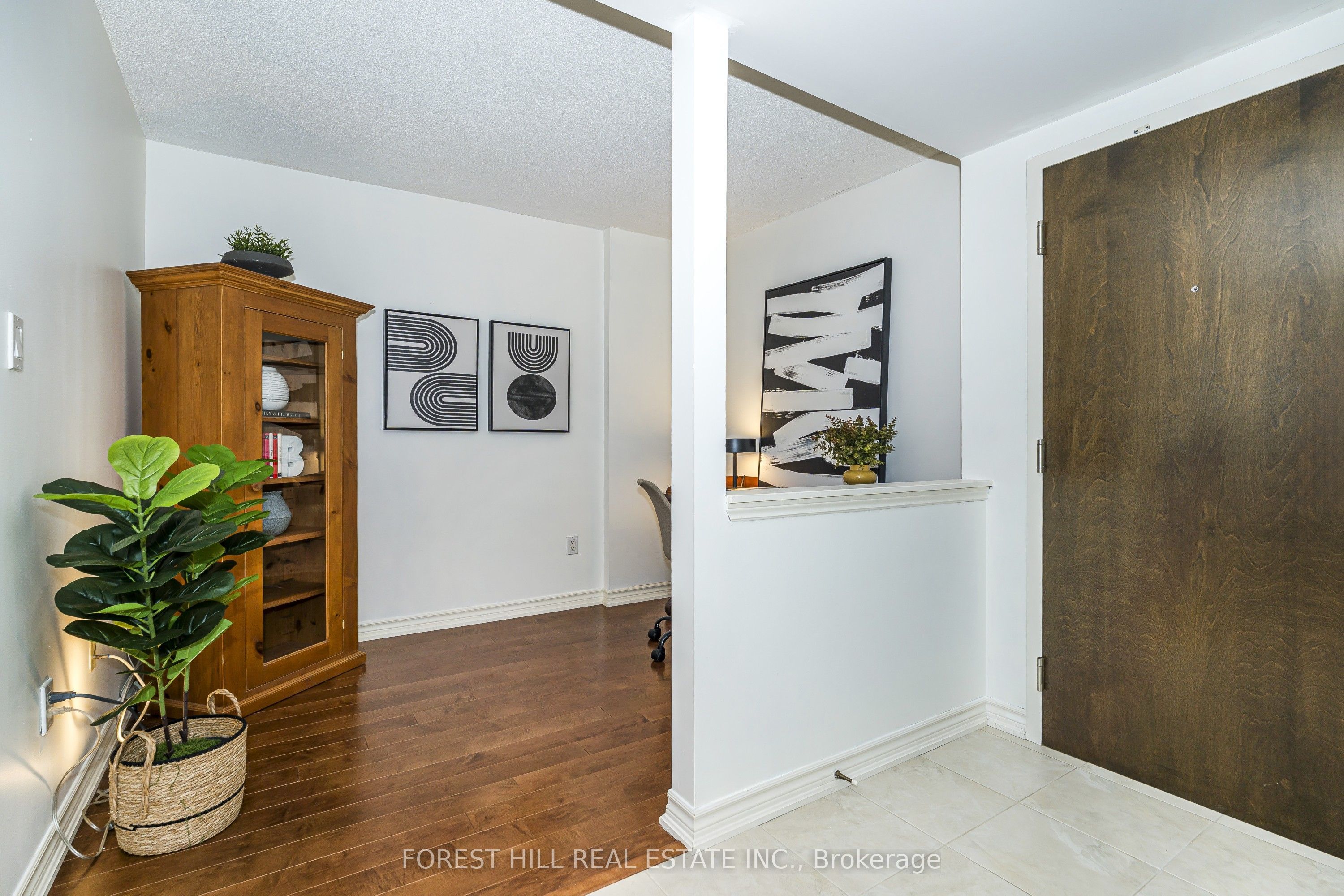 225 Davenport Road 319, Toronto, ON M5R 3R2 photo 4