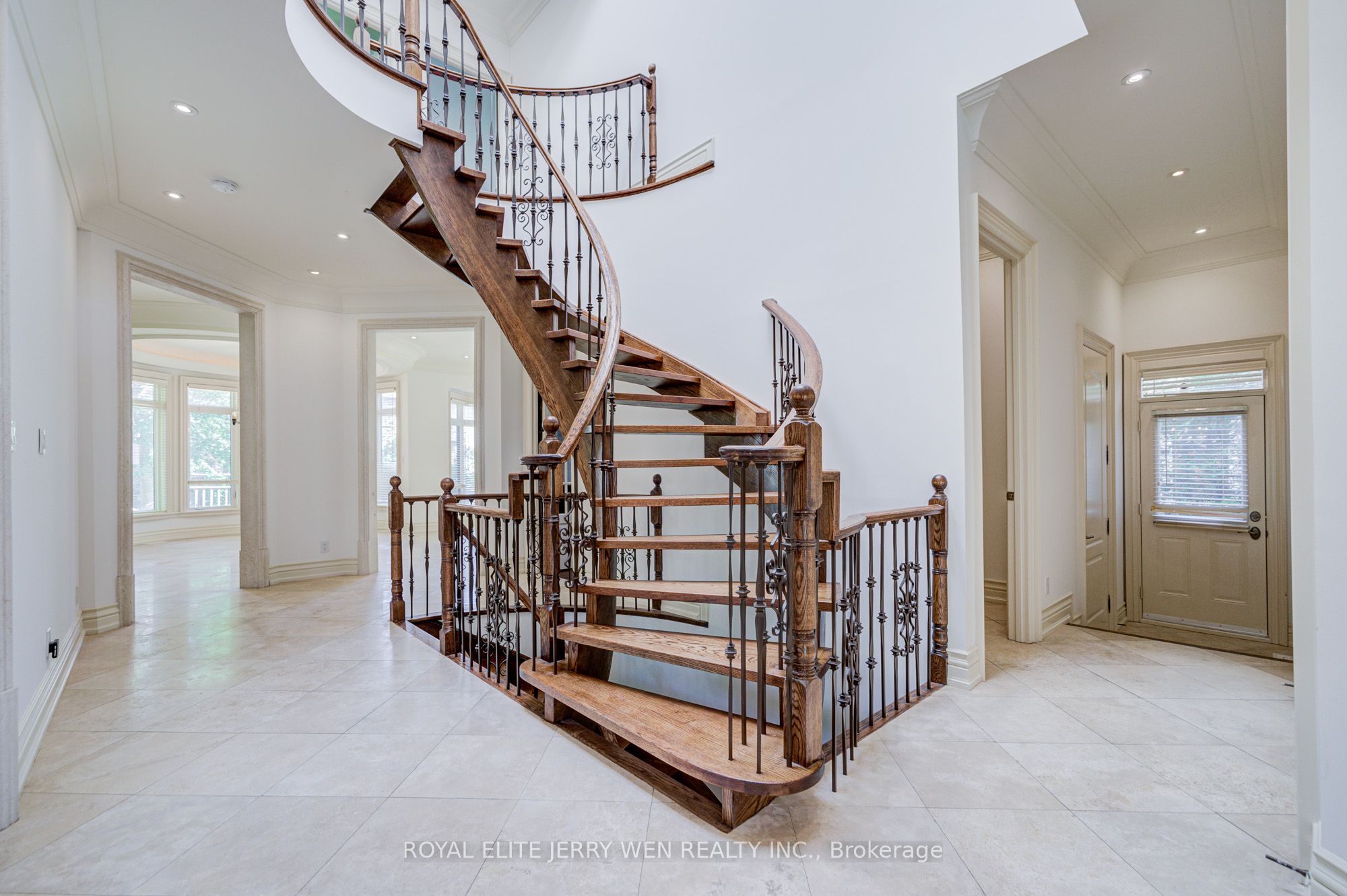 330 Hillcrest Avenue, Toronto, ON M2N 3P6 photo 3