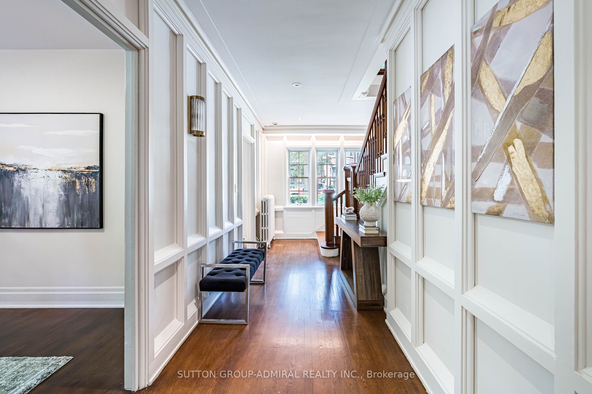 63 Highland Avenue, Toronto, ON M4W 2A2 photo 2