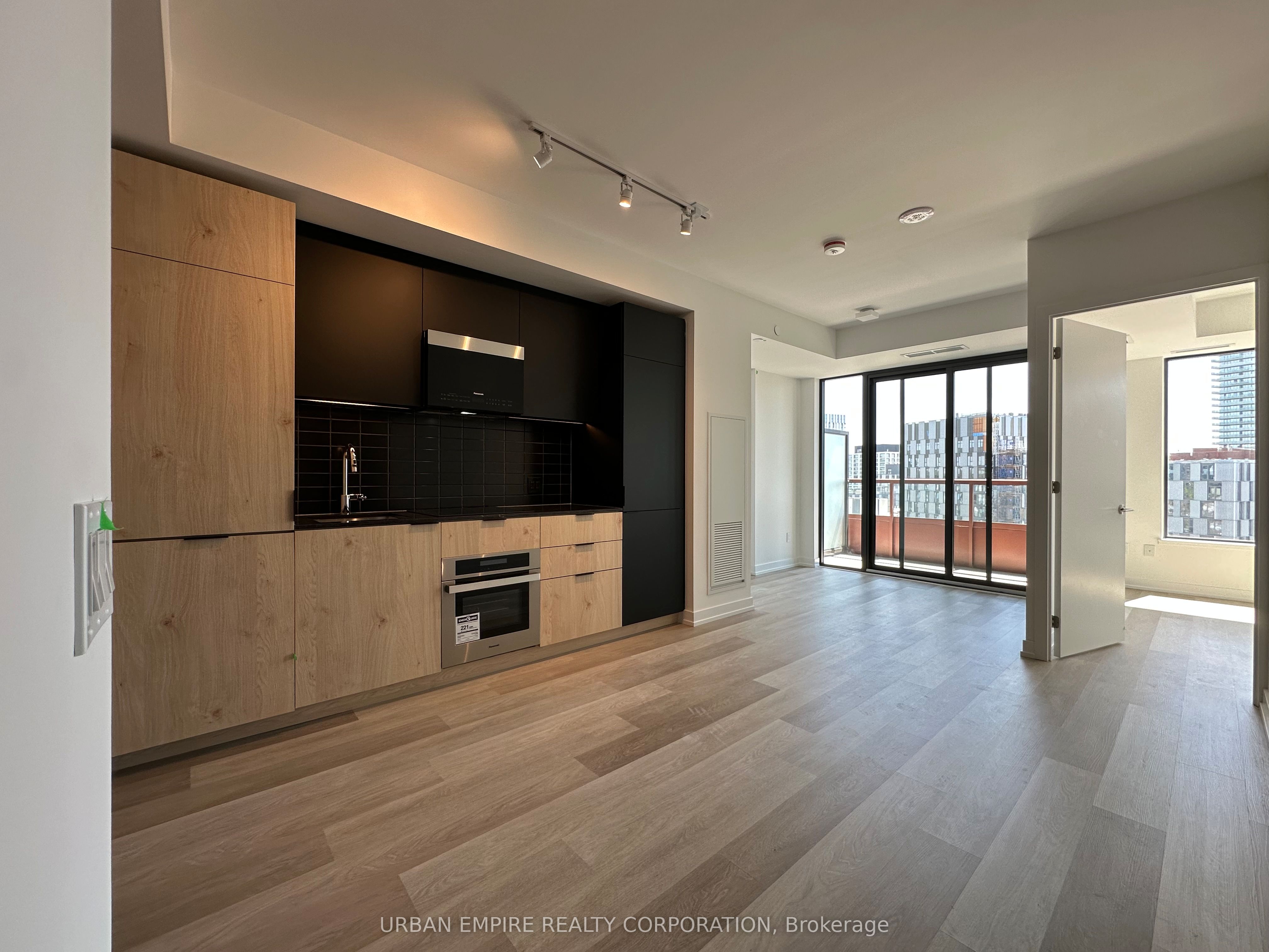 28 Eastern Avenue LPH15, Toronto, ON M5A 1H5