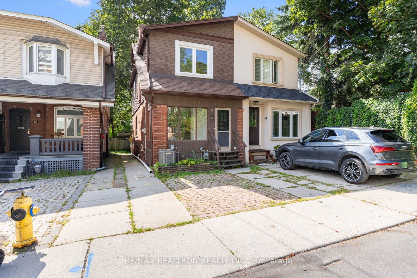 38 Henning Avenue, Toronto, ON M4R 1X7 photo 2