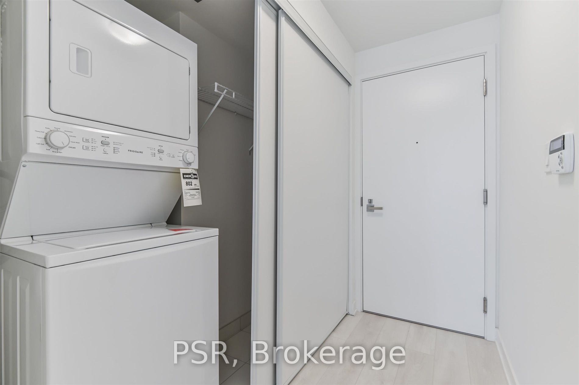 30 Ordnance Street 2004, Toronto, ON M6K 1A2 photo 3