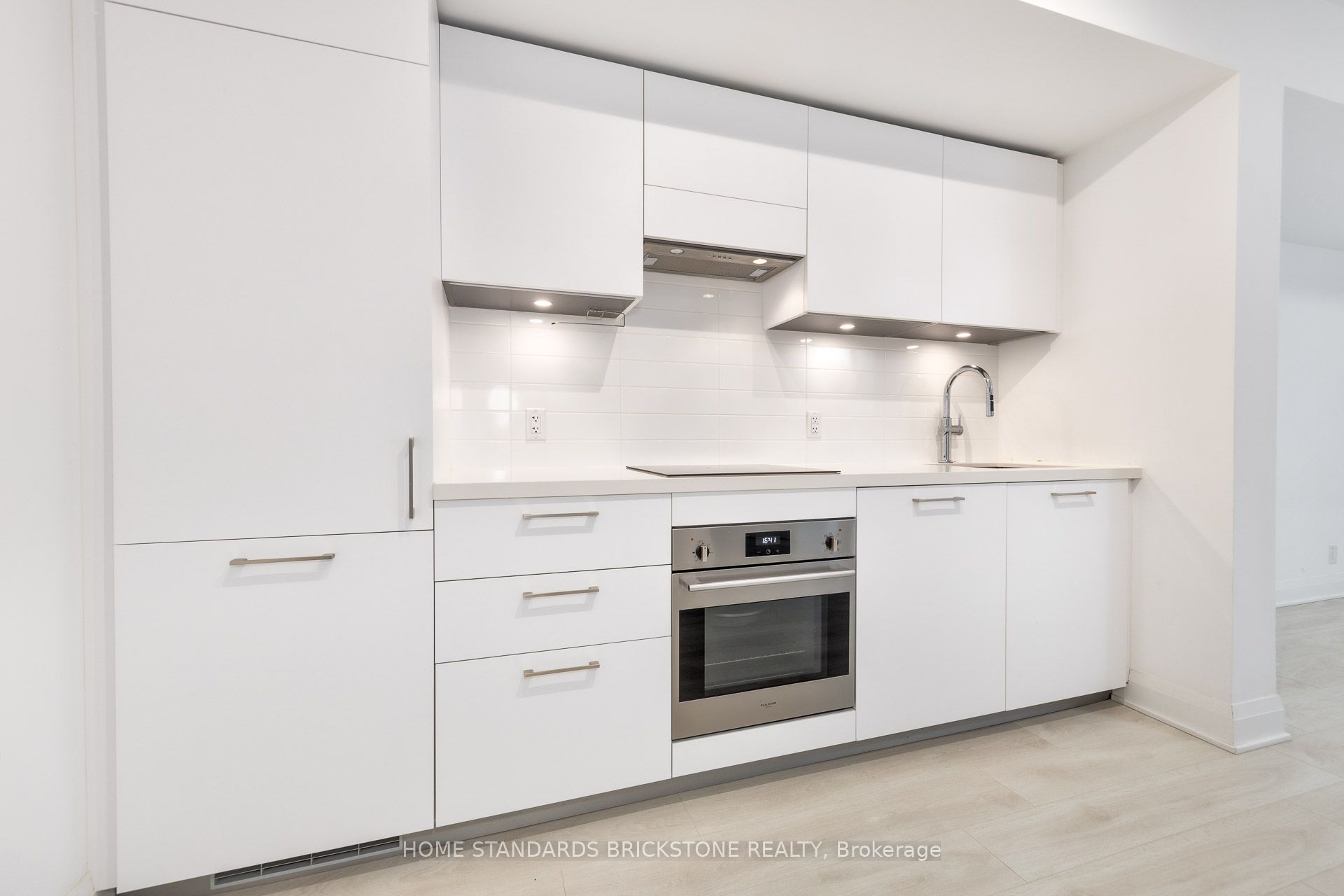 33 Frederick Todd Way 429, Toronto, ON M4G 0C9 photo 4