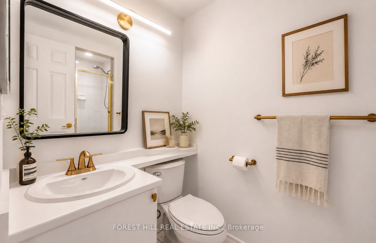1818 Bayview Avenue 302, Toronto, ON M4G 4G6 photo 4