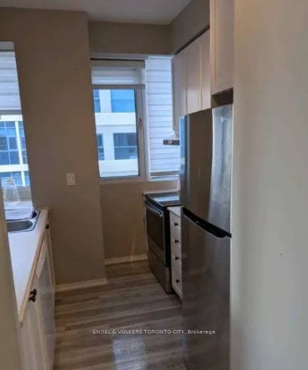 555 Yonge Street W 903, Toronto, ON M4Y 3A6 photo 5