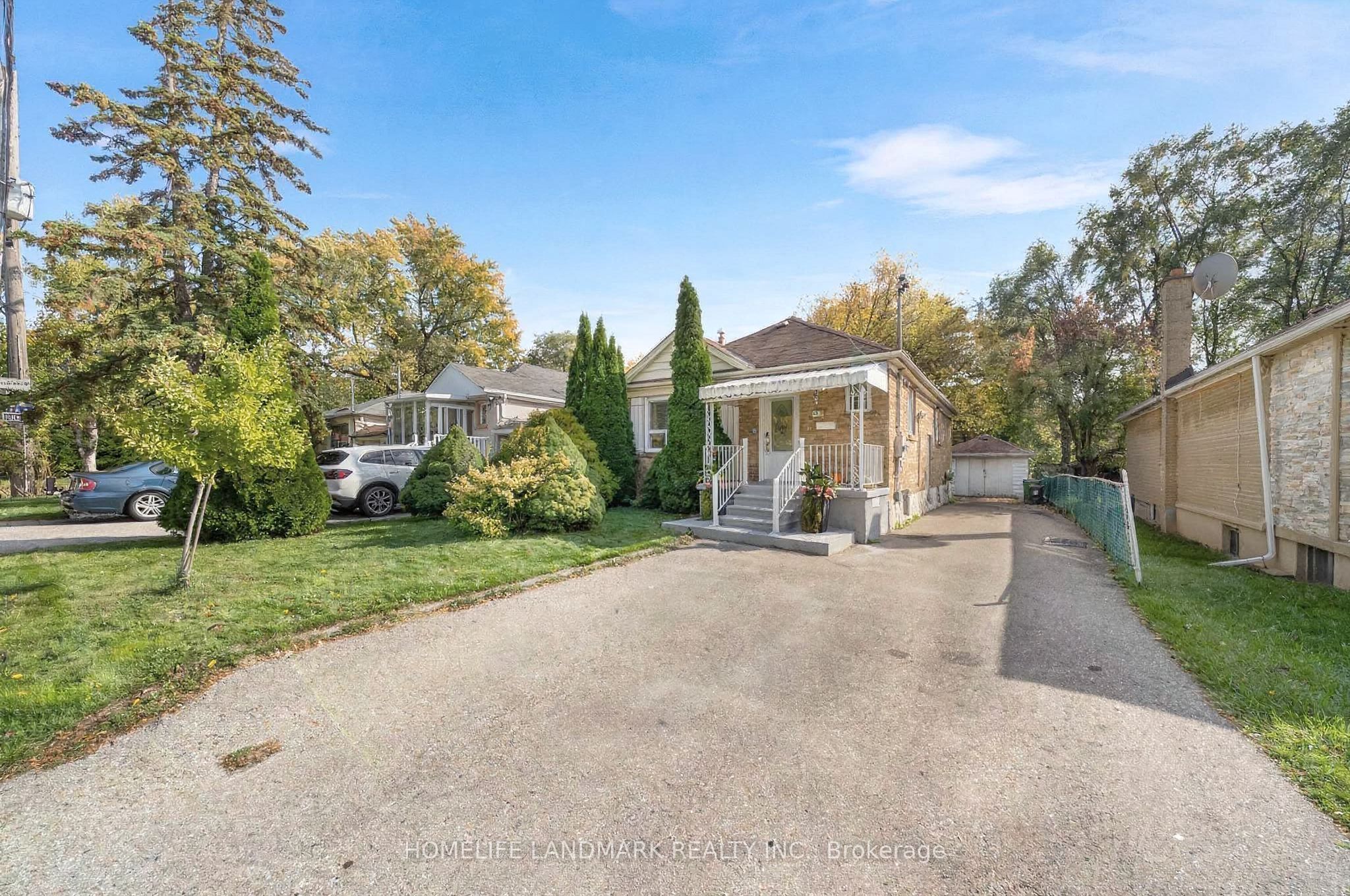 69 Nipigon Avenue, Toronto, ON M2M 2V9 photo 2
