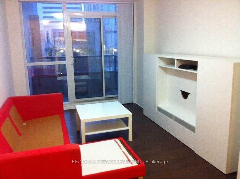 35 Hollywood Avenue 210, Toronto, ON M2N 0A9 photo 4