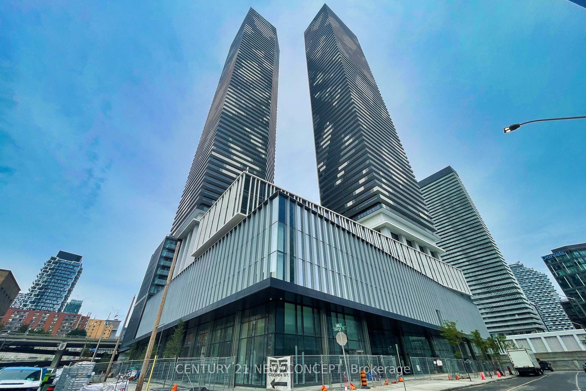 55 cooper Street 7702, Toronto, ON M5E 0G1