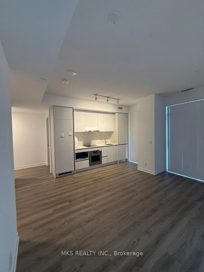 180 Front Street E 2010, Toronto, ON M5A 0A9