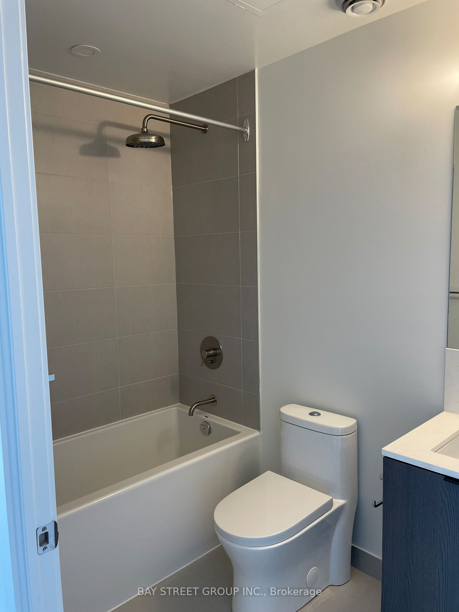 55 Mercer Street 5010, Toronto, ON M5V 0W4 photo 4