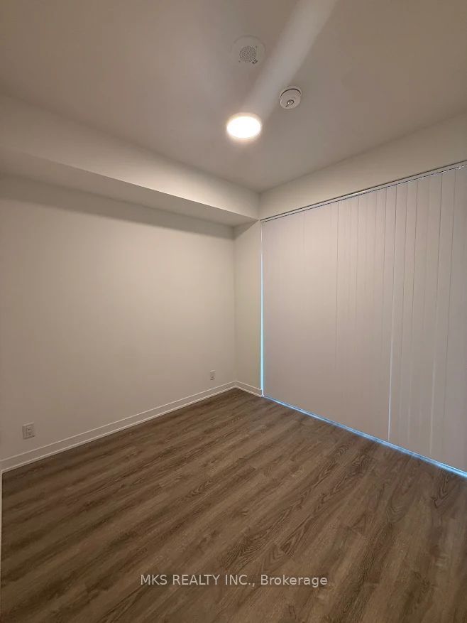180 Front Street E 1806, Toronto, ON M5A 0A9 photo 3