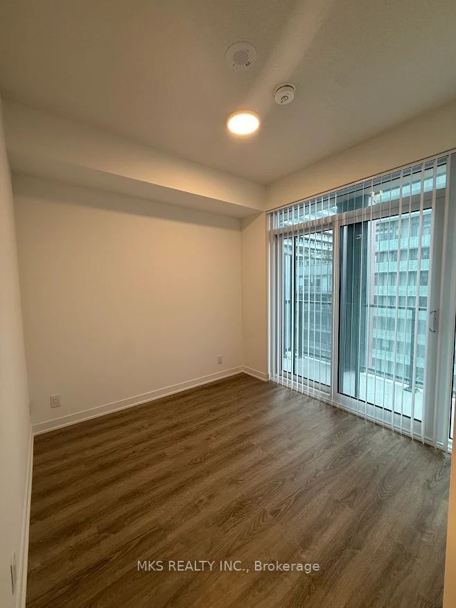 180 Front Street E 1806, Toronto, ON M5A 0A9 photo 4