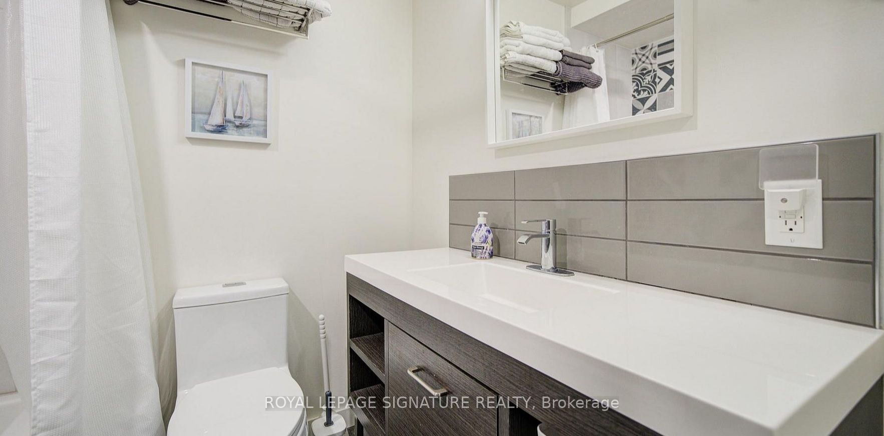 720 Spadina Avenue 1605, Toronto, ON M5S 2T9 photo 5