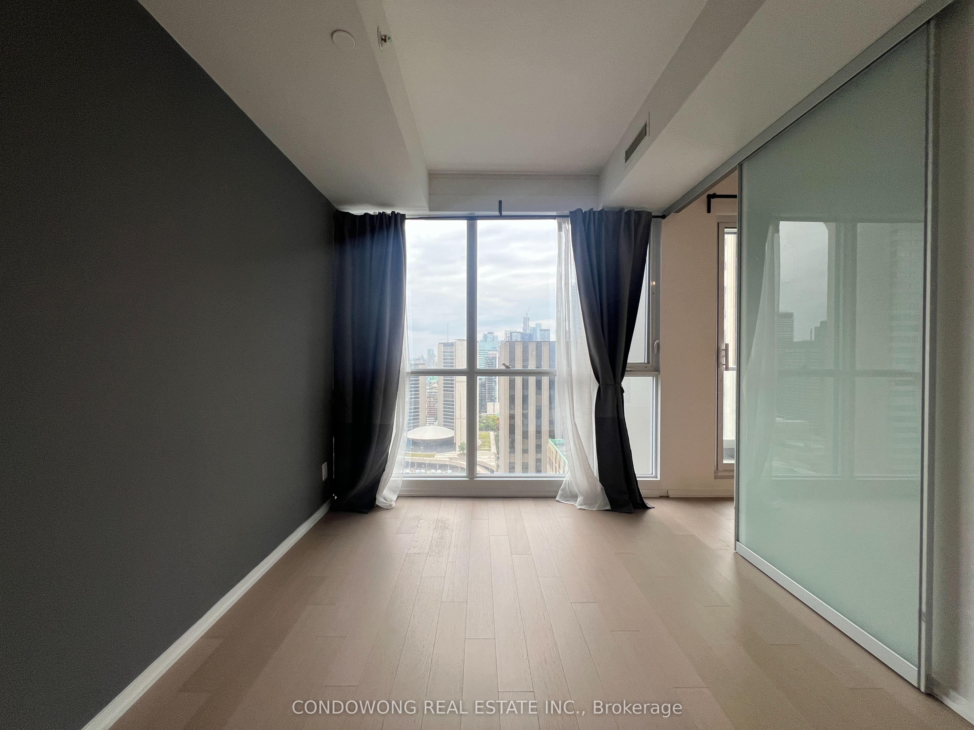 70 Temperance Street 2901, Toronto, ON M5H 0B1 photo 5