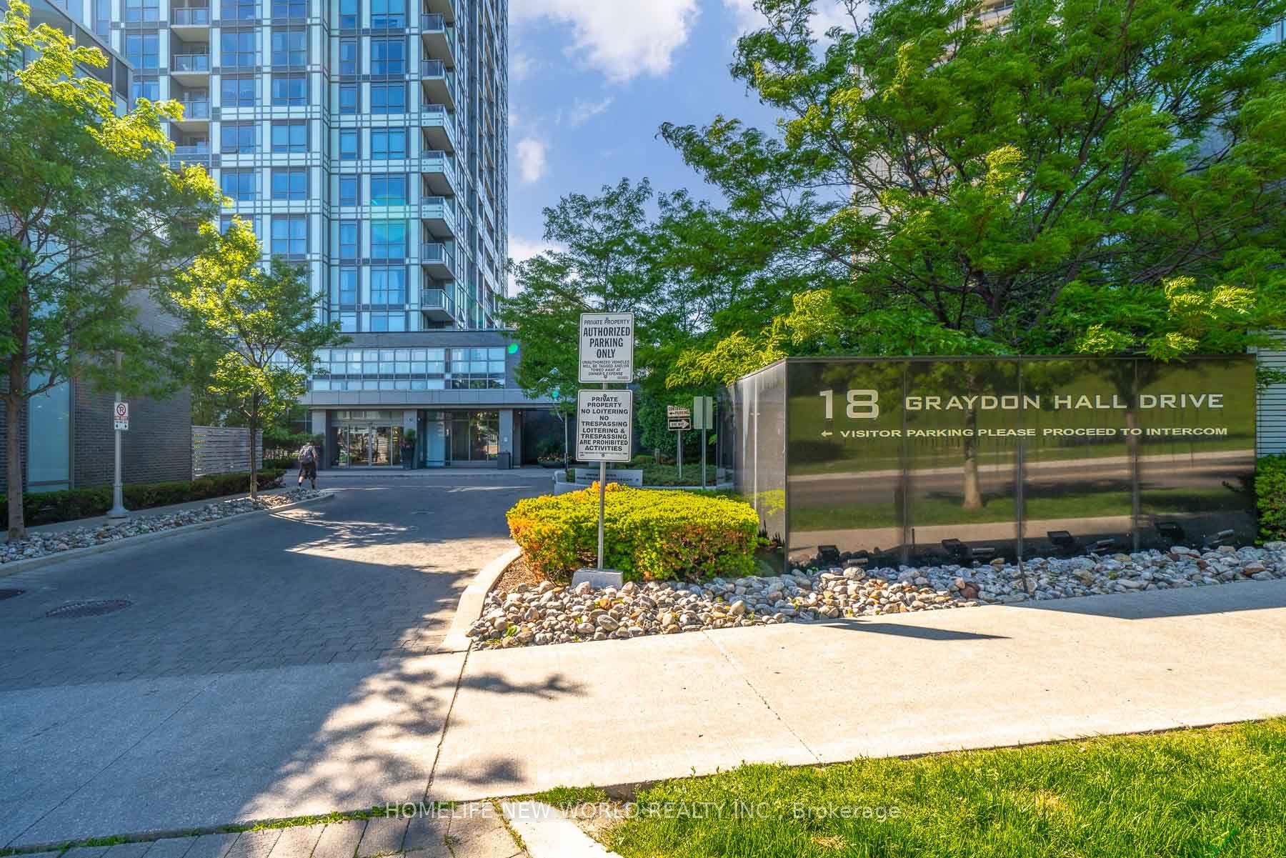 18 Graydon Hall Drive 809, Toronto, ON M3A 0A4 photo 2