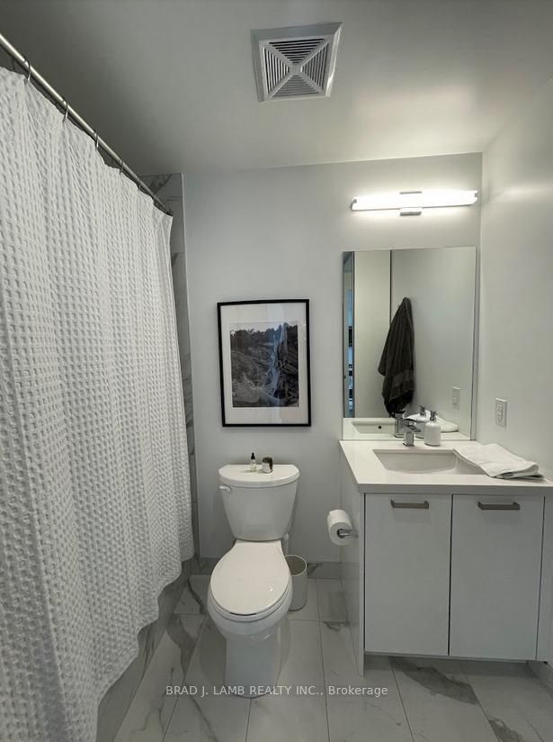 55 Ontario Street 1205, Toronto, ON M5A 0T8 photo 4