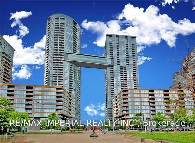15 Iceboat Terrace 637, Toronto, ON M5V 4A5