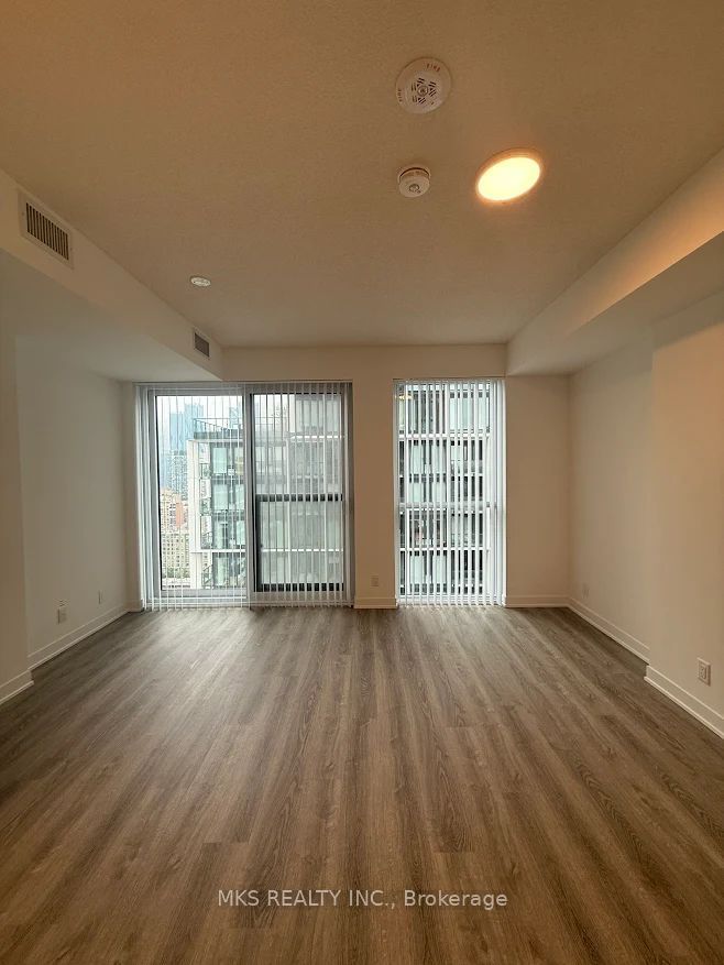 180 Front Street E 2611, Toronto, ON M5A 0A9