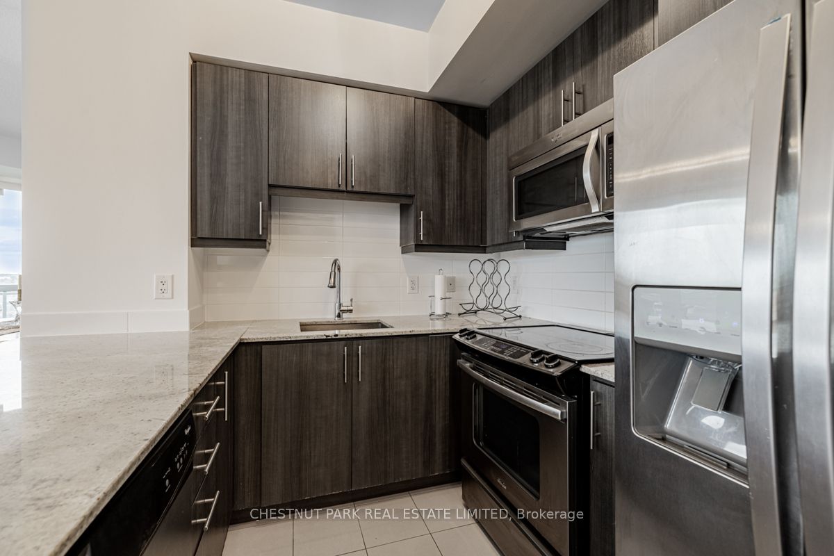 2756 Old Leslie Street 816, Toronto, ON M2K 0E2 photo 4