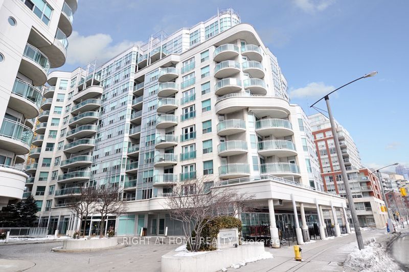 600 Queens Quay W 219, Toronto, ON M5V 3M3