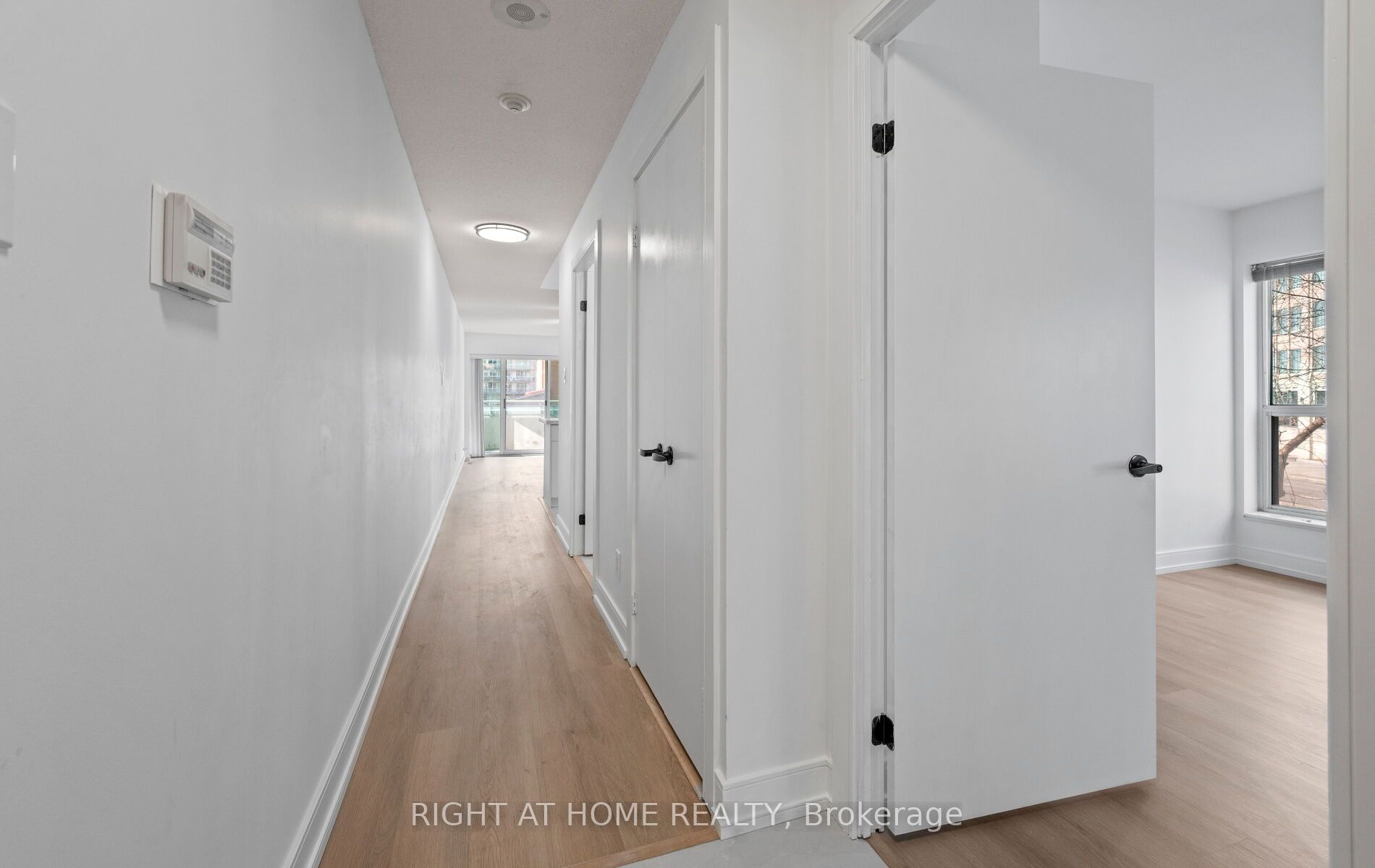 600 Queens Quay W 219, Toronto, ON M5V 3M3 photo 5