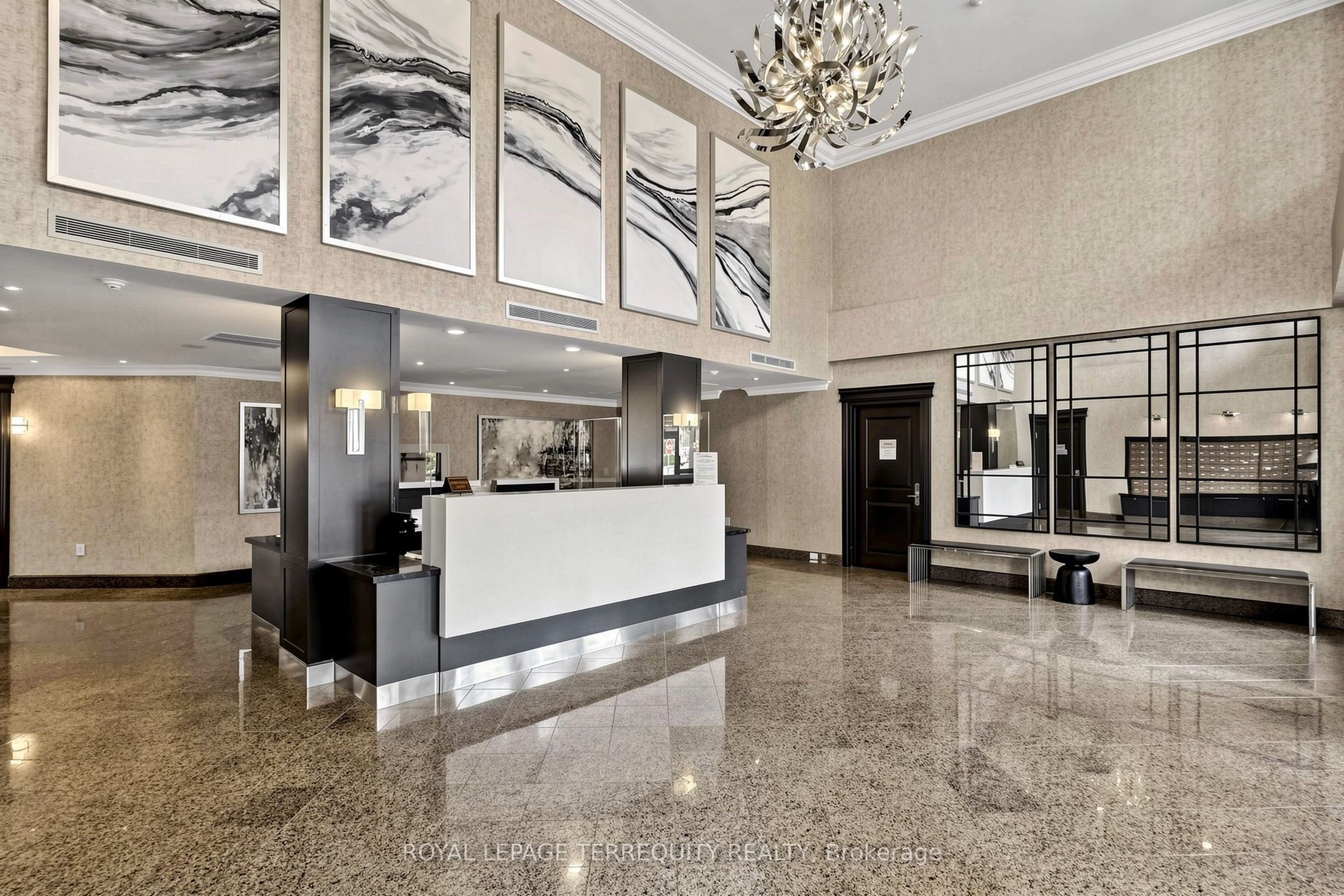 2 Clairtrell Road LPH 1, Toronto, ON M2N 7H5 photo 2
