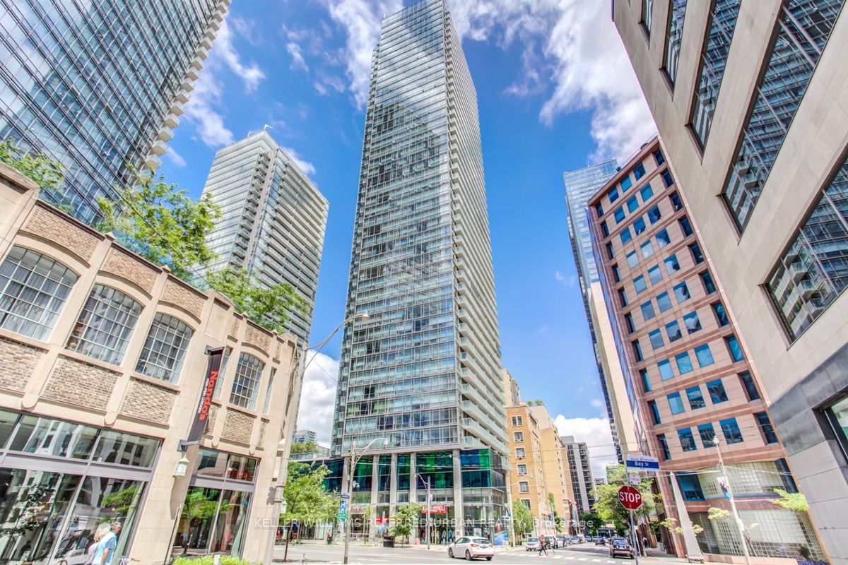 38 Grenville Street 3109, Toronto, ON M4Y 1A5