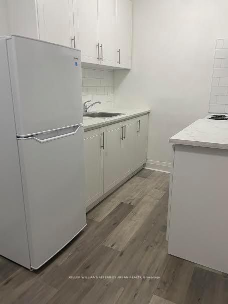137 Eglinton Avenue W 20, Toronto, ON M4R 1A5 photo 4