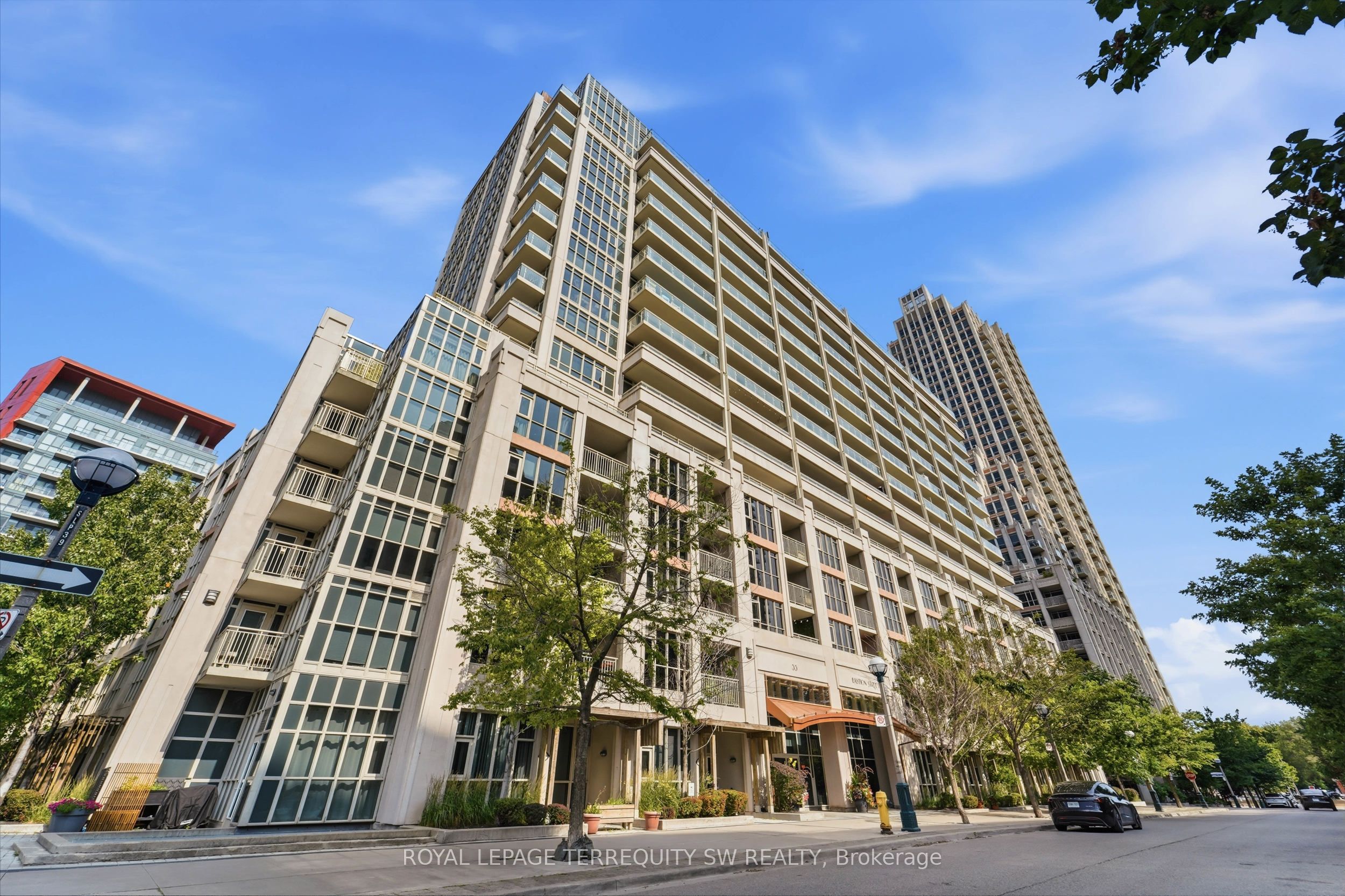 35 Bastion Street 513, Toronto, ON M5V 0C2 photo 2