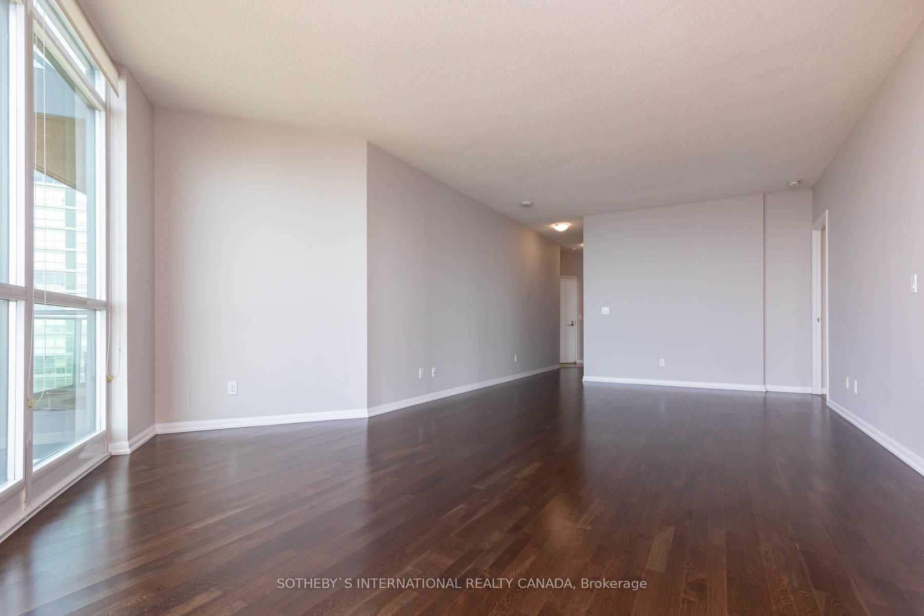 215 Fort York Boulevard 2904, Toronto, ON M5V 4A2 photo 5