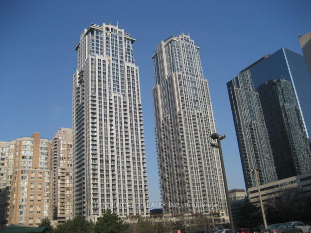 763 Bay Street 1814, Toronto, ON M5G 2R3