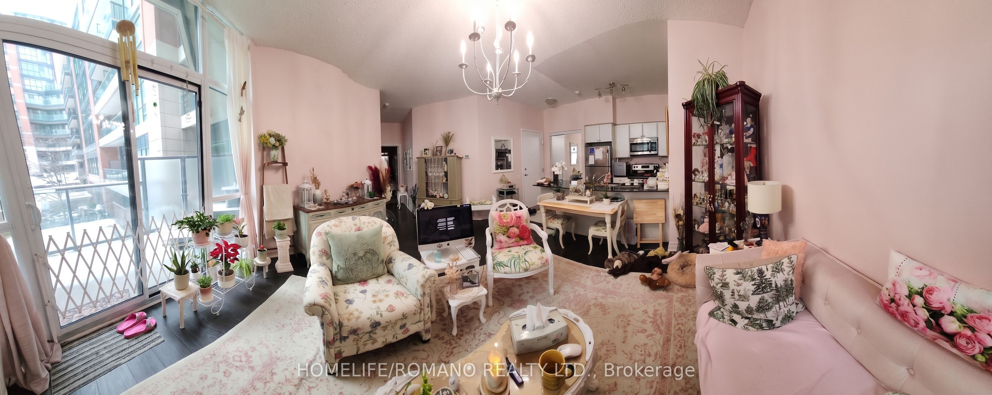 525 Wilson Avenue 116, Toronto, ON M3H 0A7 photo 2