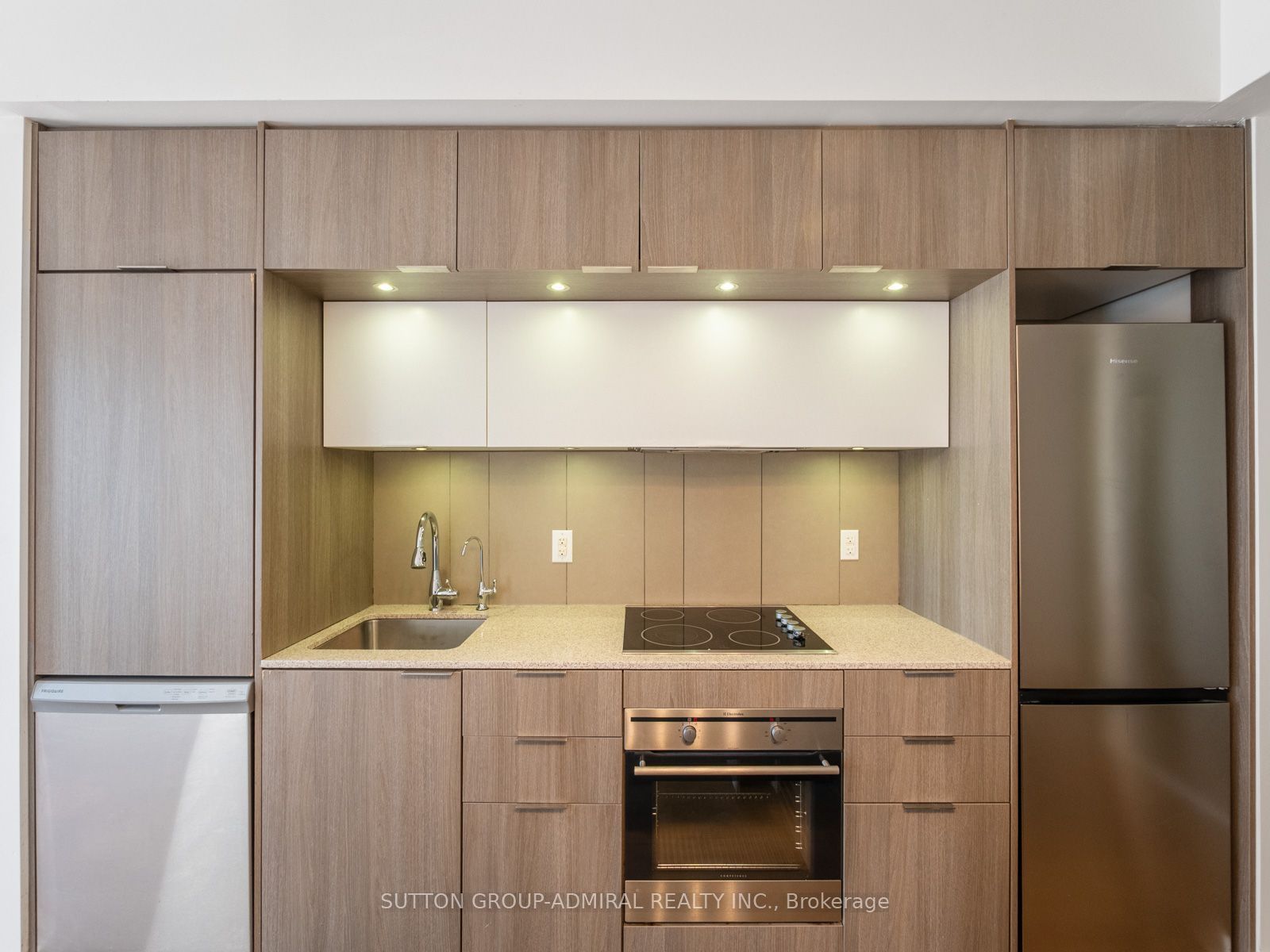 170 Sumach Street 907, Toronto, ON M5A 0C3 photo 5