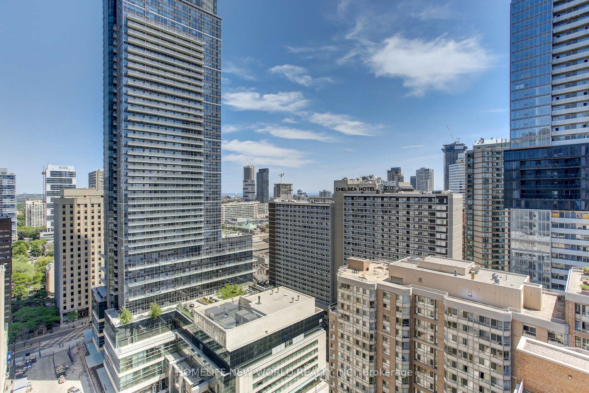 761 Bay Street 3305, Toronto, ON M5G 2R2 photo 3