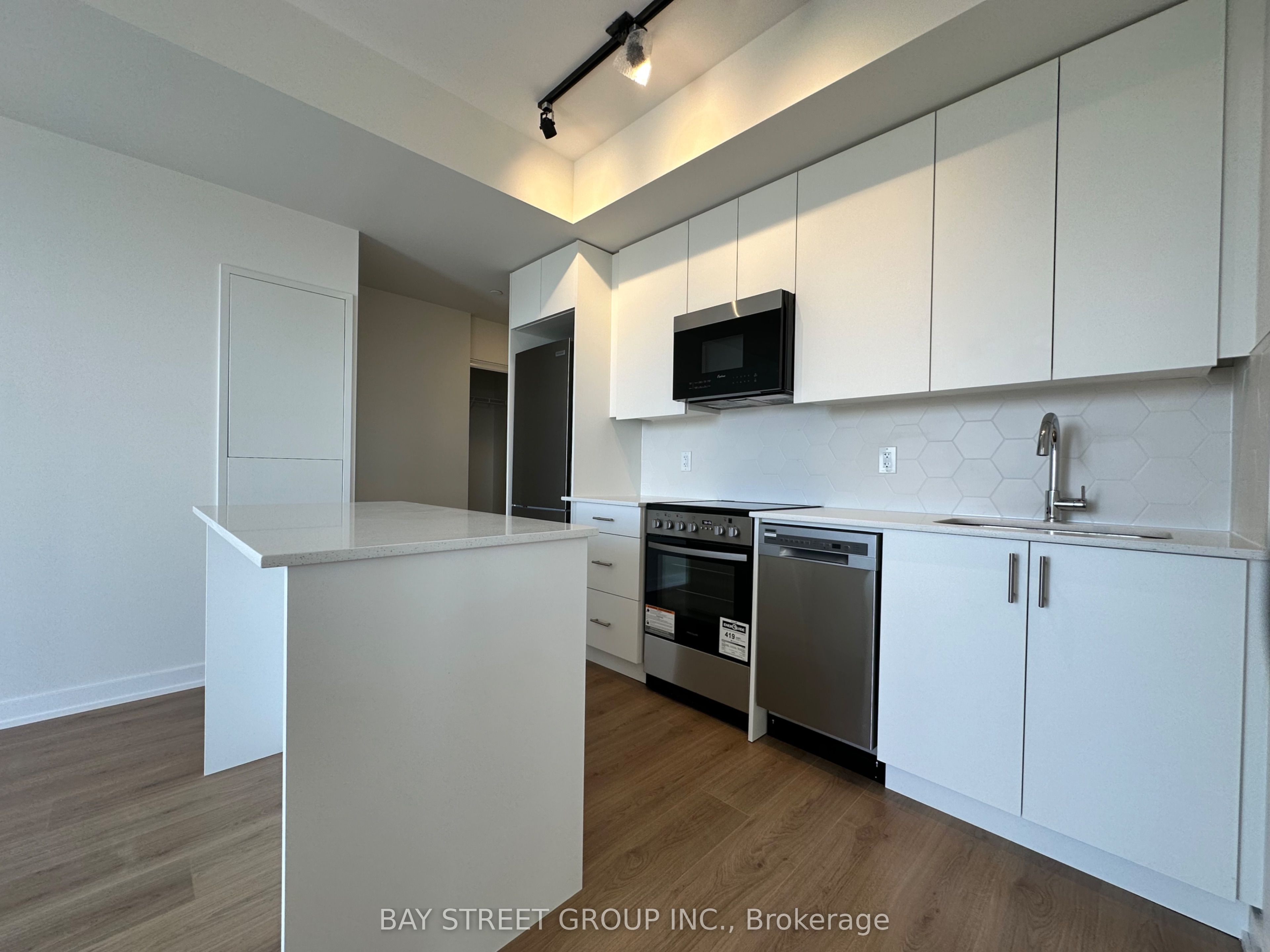 15 Ellerslie Avenue 805, Toronto, ON M2N 0L7 photo 5