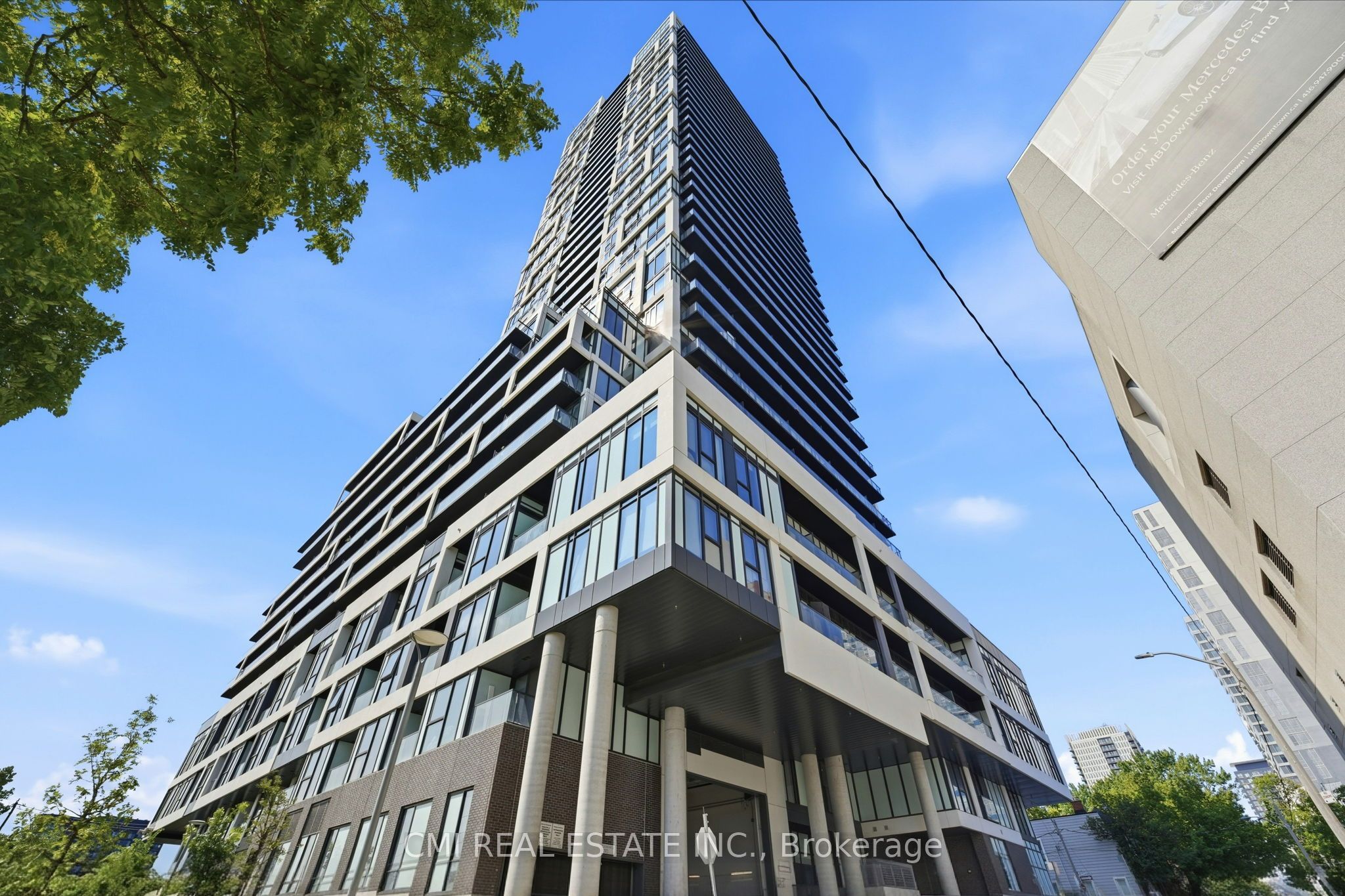 5 Defries Street 801, Toronto, ON M5A 0W7 photo 3