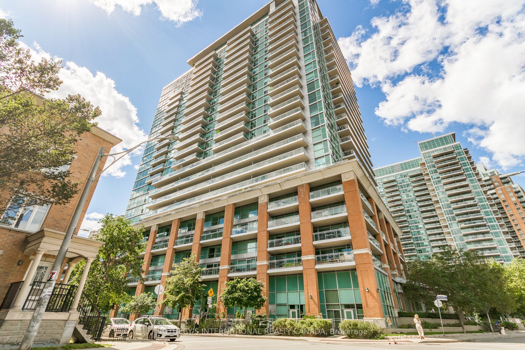 80 Western Battery Road 2402, Toronto, ON M6K 3S1
