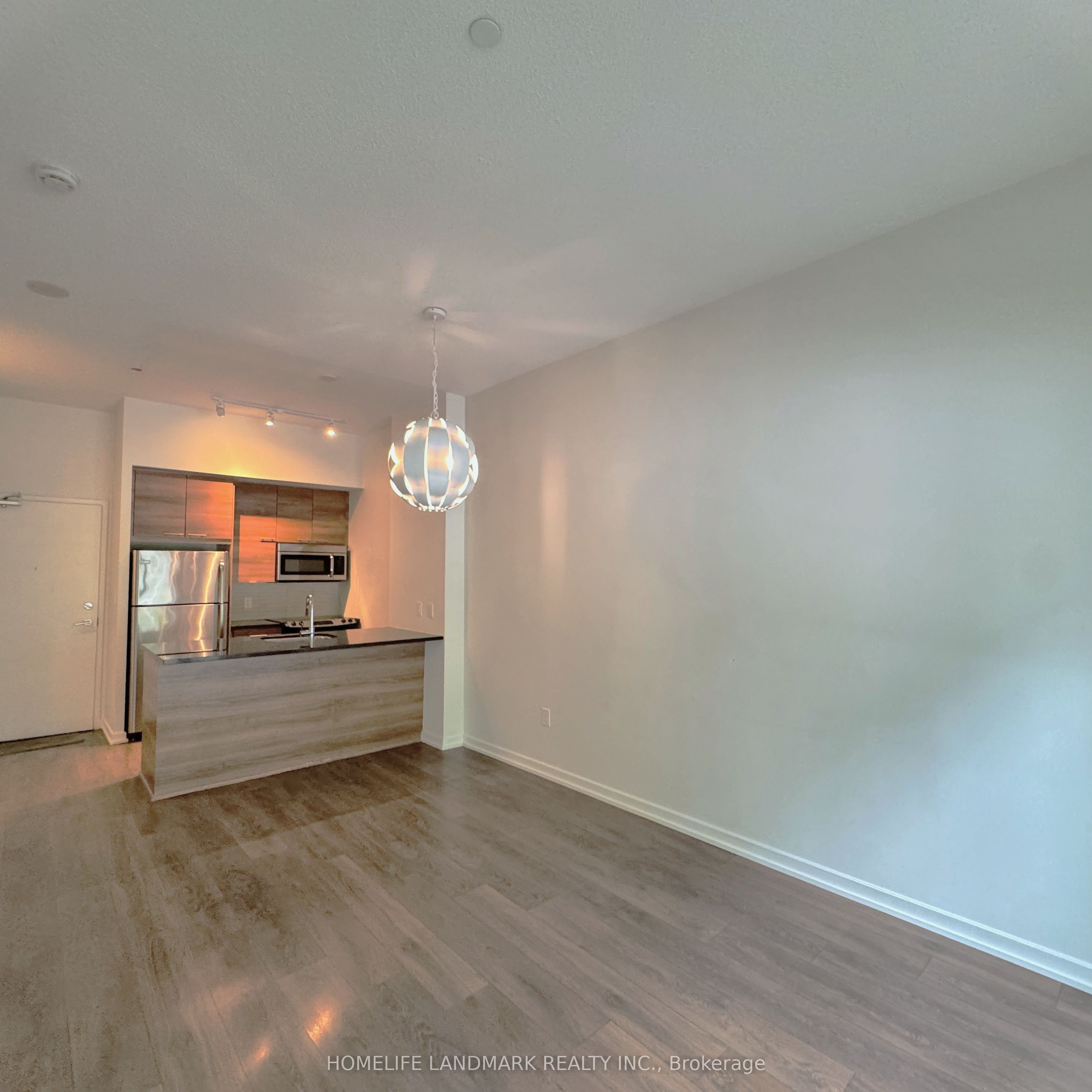 66 Forest Manor Drive PS 011, Toronto, ON M2J 0B7 photo 3