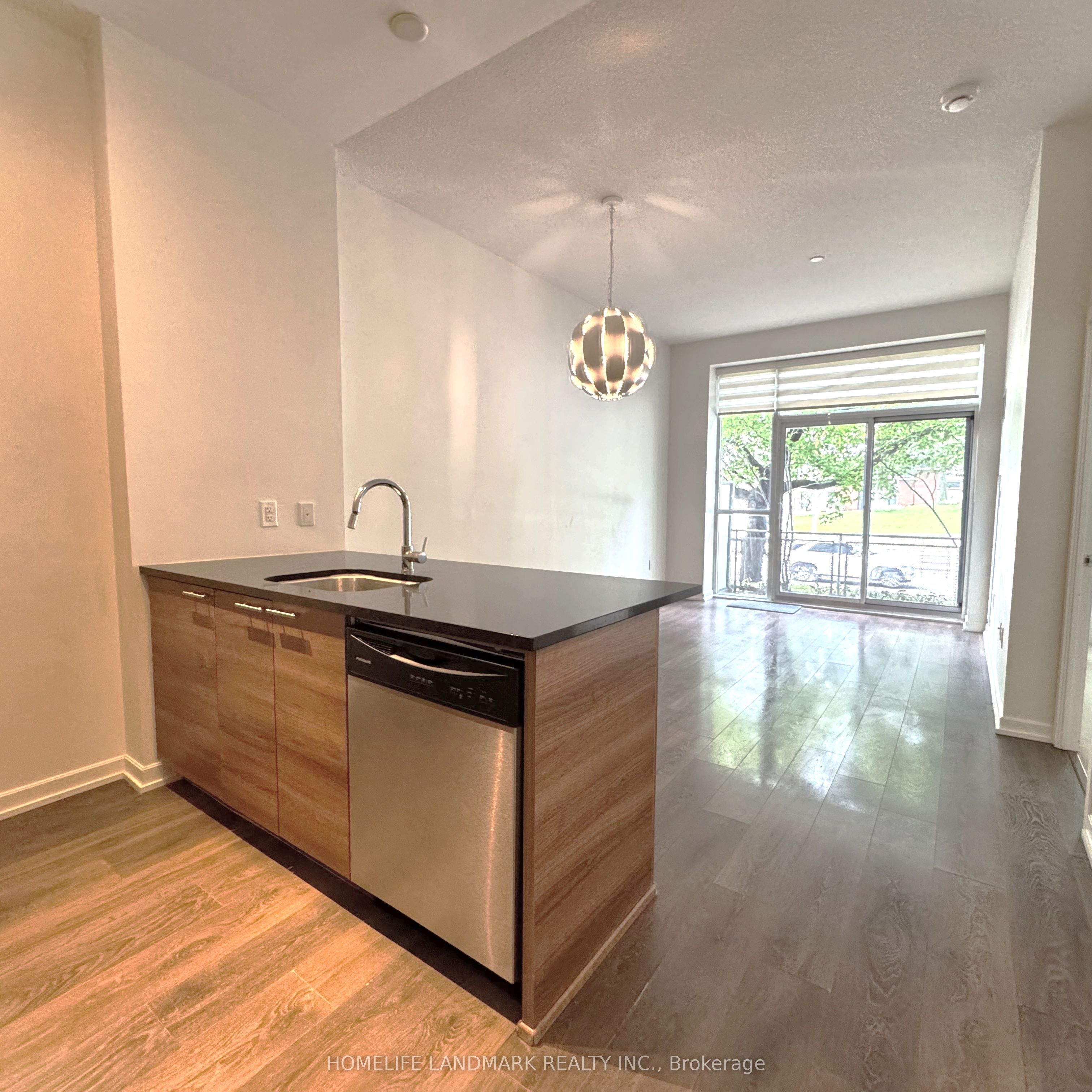 66 Forest Manor Drive PS 011, Toronto, ON M2J 0B7 photo 4