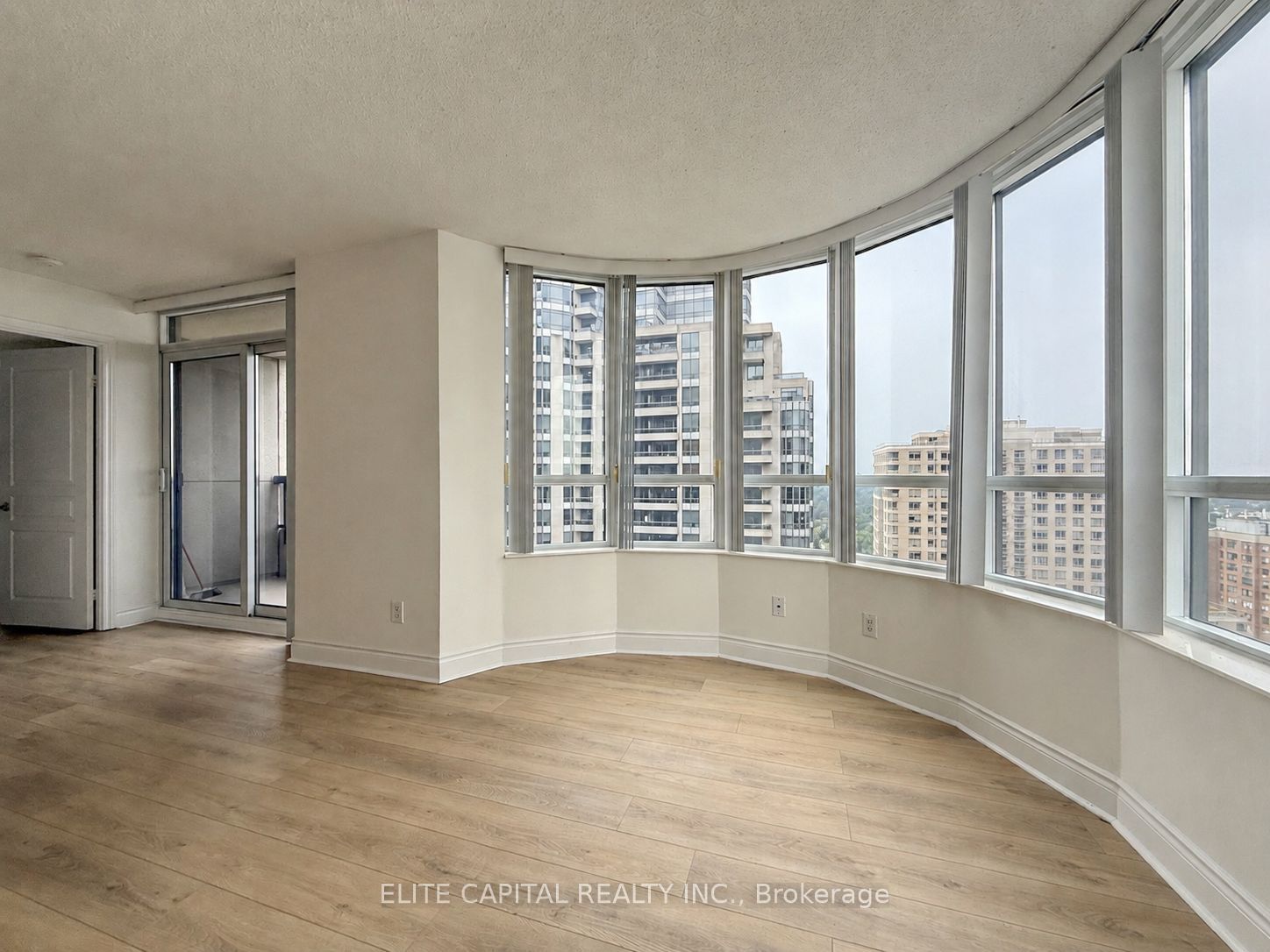 15 Northtown Way 2018, Toronto, ON M2N 7L4 photo 4