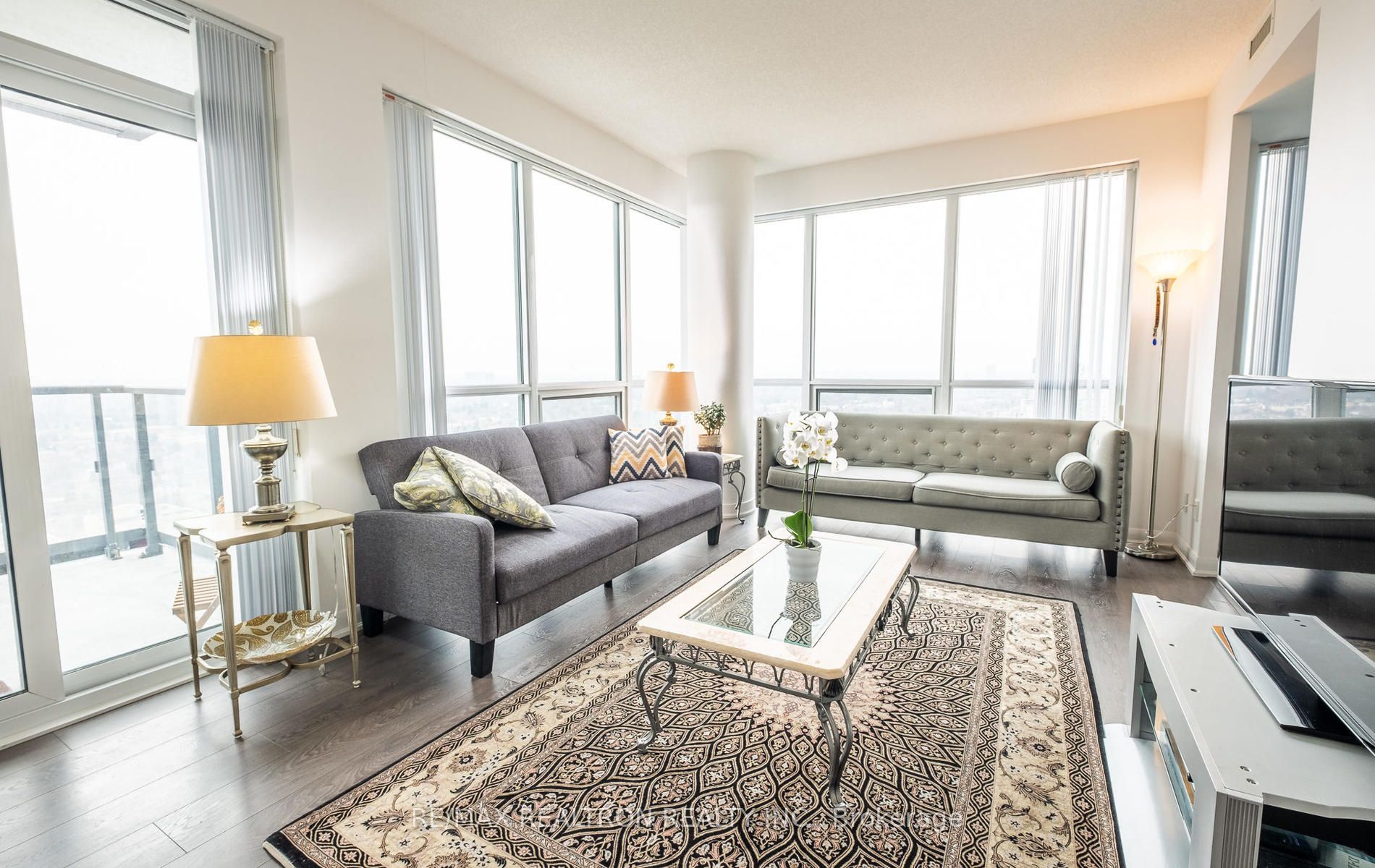 5162 Yonge Street 3203, Toronto, ON M2N 0E9 photo 2