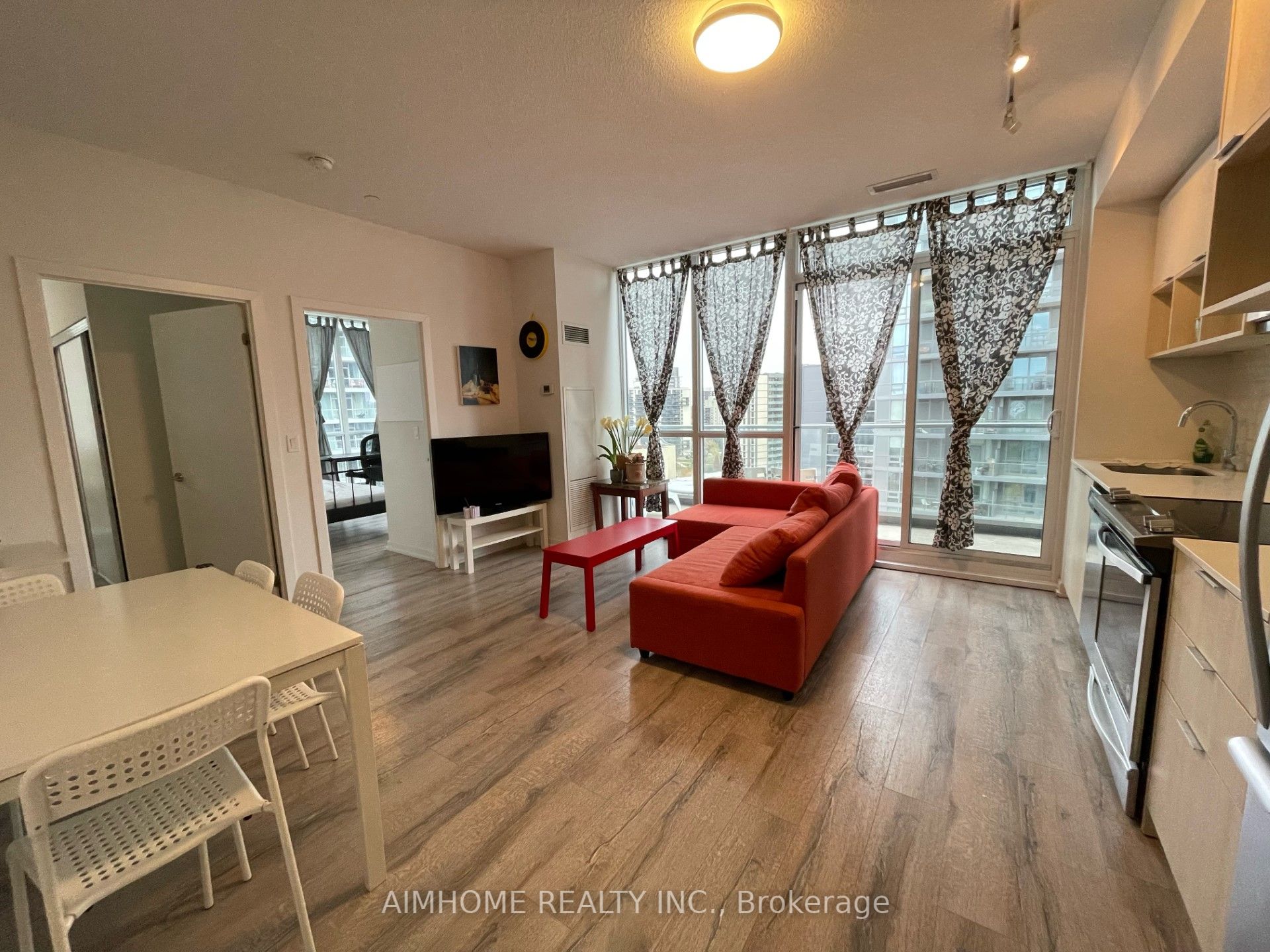 52 Forest Manor Road 1305, Toronto, ON M2J 0E2 photo 3