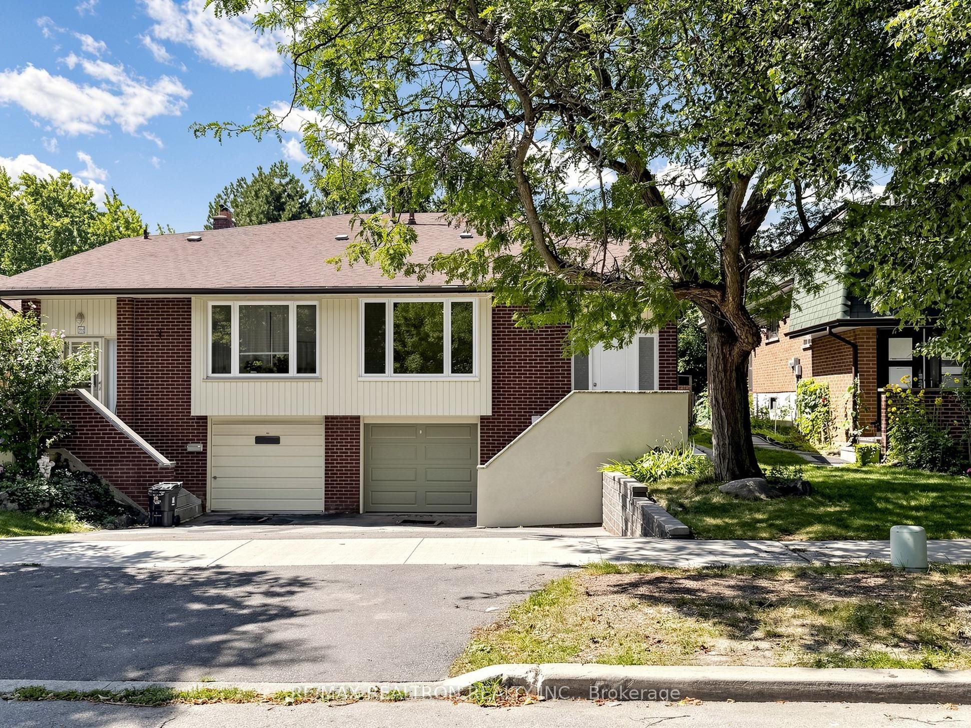 20 Harnworth Drive, Toronto, ON M2H 3C2